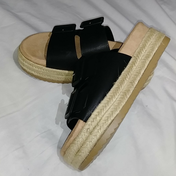 Open Toe Flat Platform Slides - Picture 4 of 12